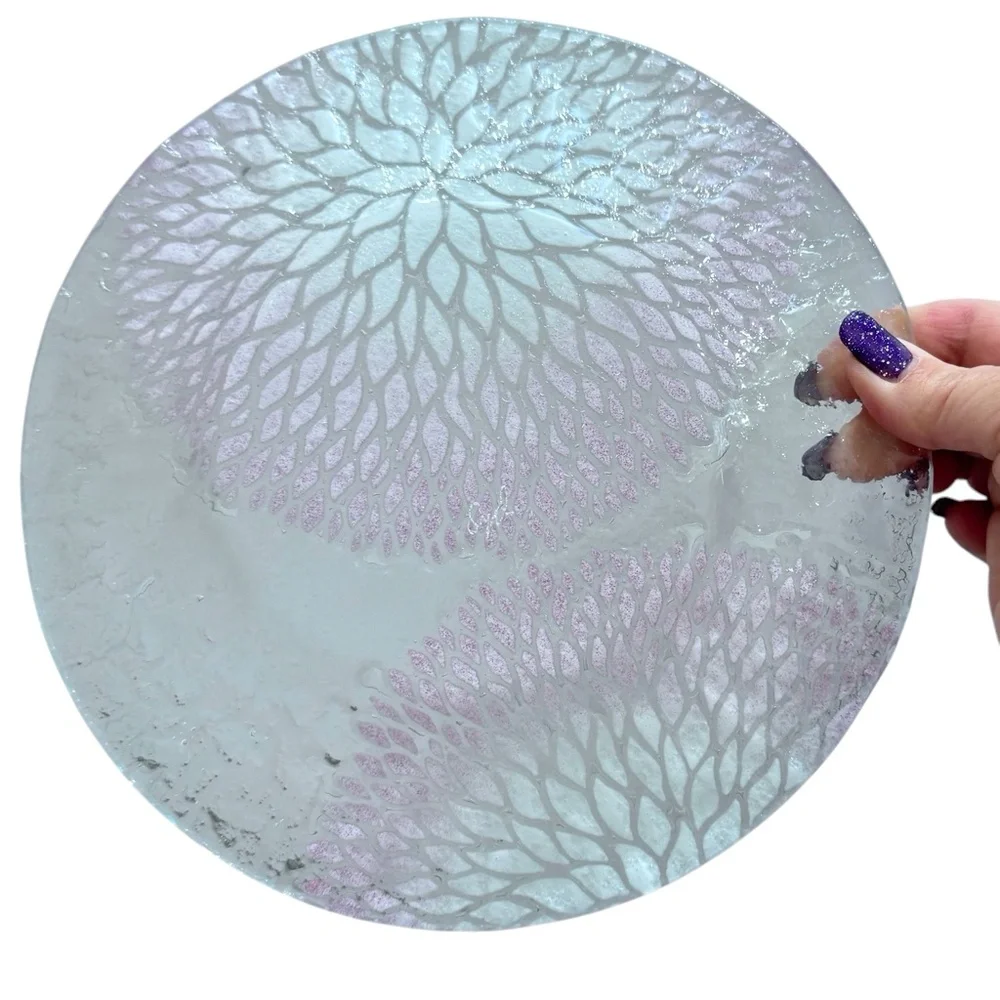 SET OF 8 SYDENSTRICKER CAPE COD PINK & WHITE CHRYSANTHEMUM FUSED GLASS PLATES
